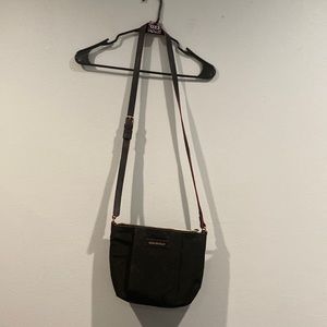 #33 Black Vera Bradley Crossbody
